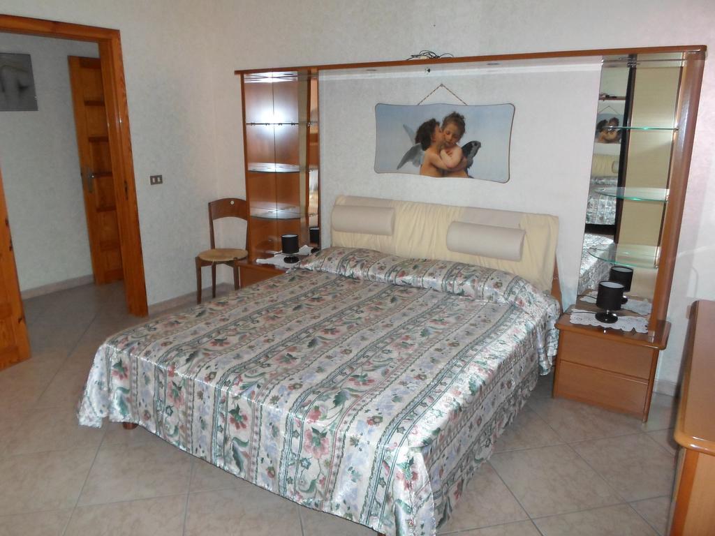 Villa Santo Stefano Monopoli Δωμάτιο φωτογραφία